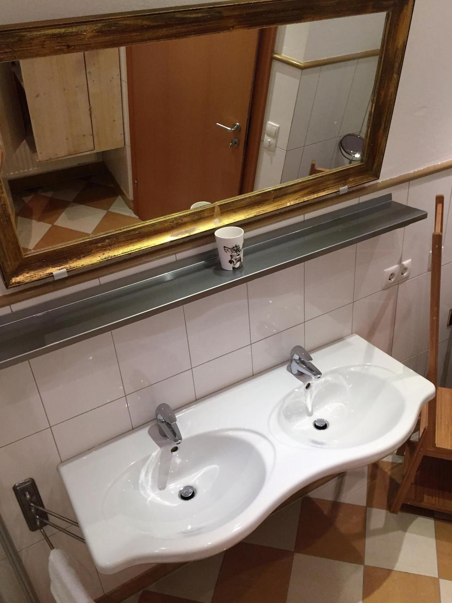 Ferienwohnungen Ellmer Flachau Habitación foto